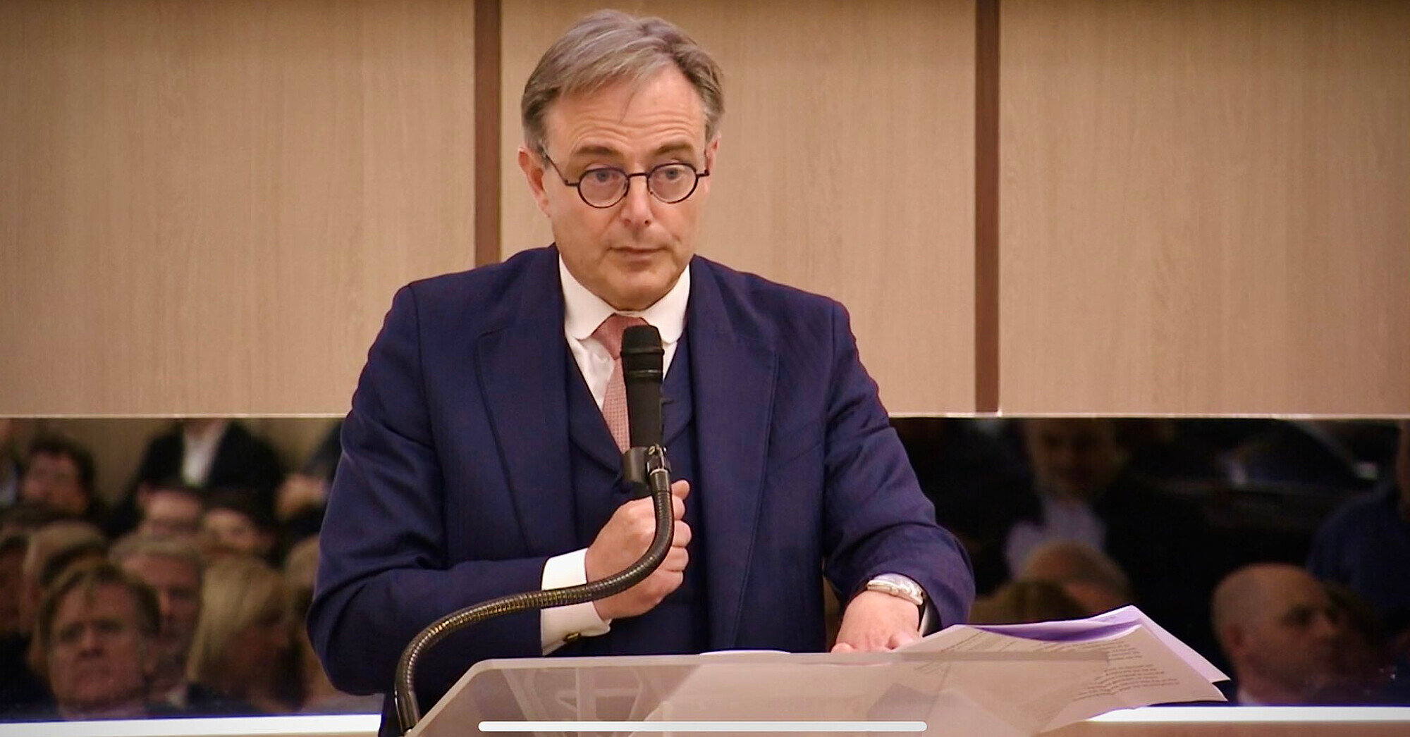 Прем’єр Бельгії пояснив свою заяву про “нормалізацію стосунків” з РФ