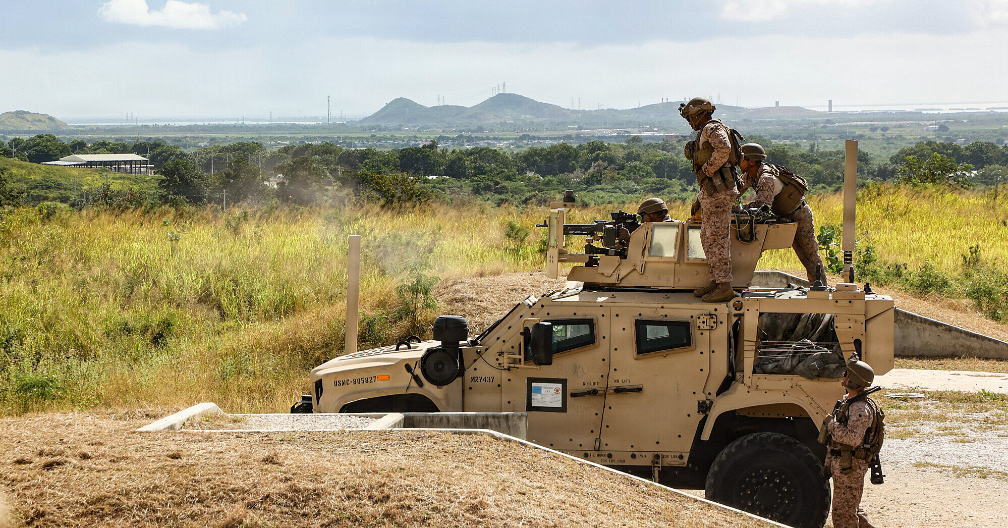 США та Еквадор почали спільну військову операцію проти наркоторговців
