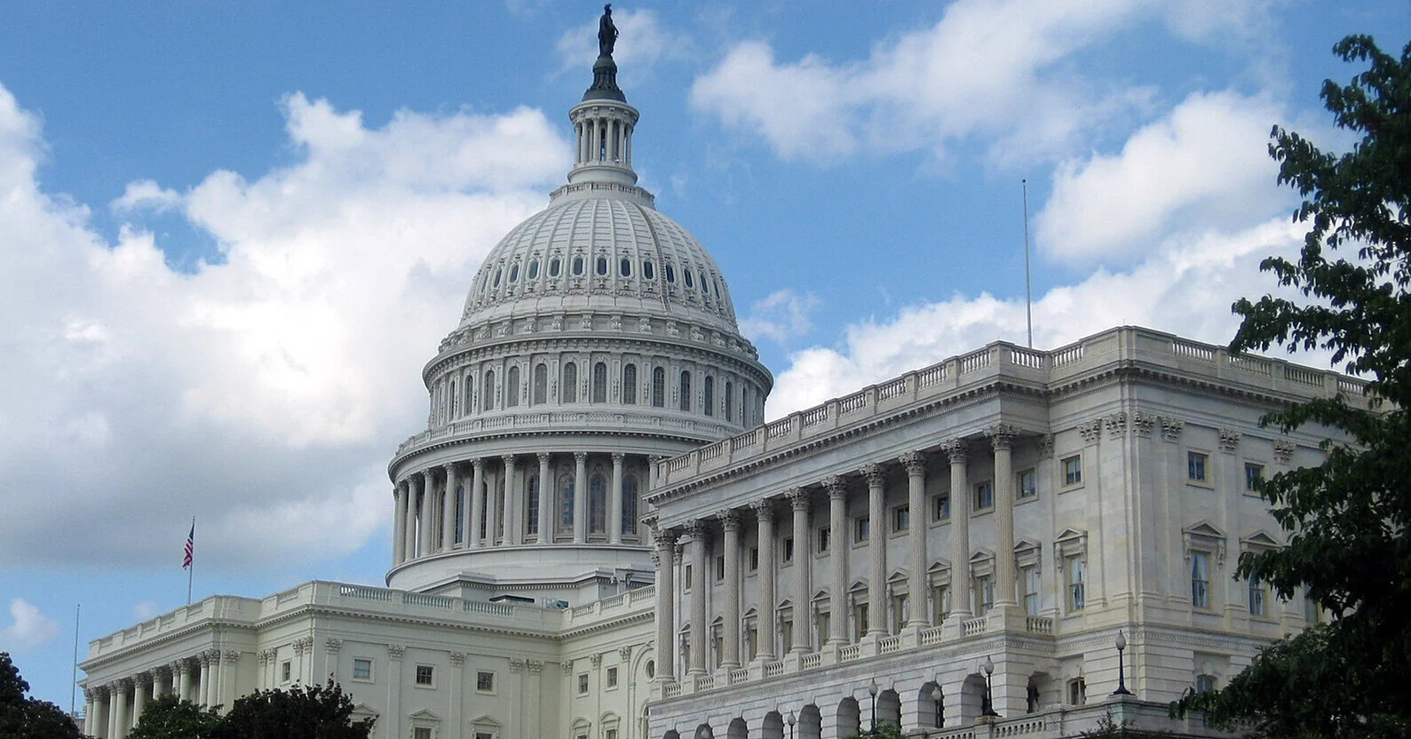 Сенат США вп’яте не зміг обмежити повноваження Трампа у війні з Іраном
