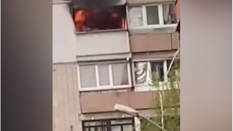 У Дніпрі сталася пожежа на балконі багатоповерхівки