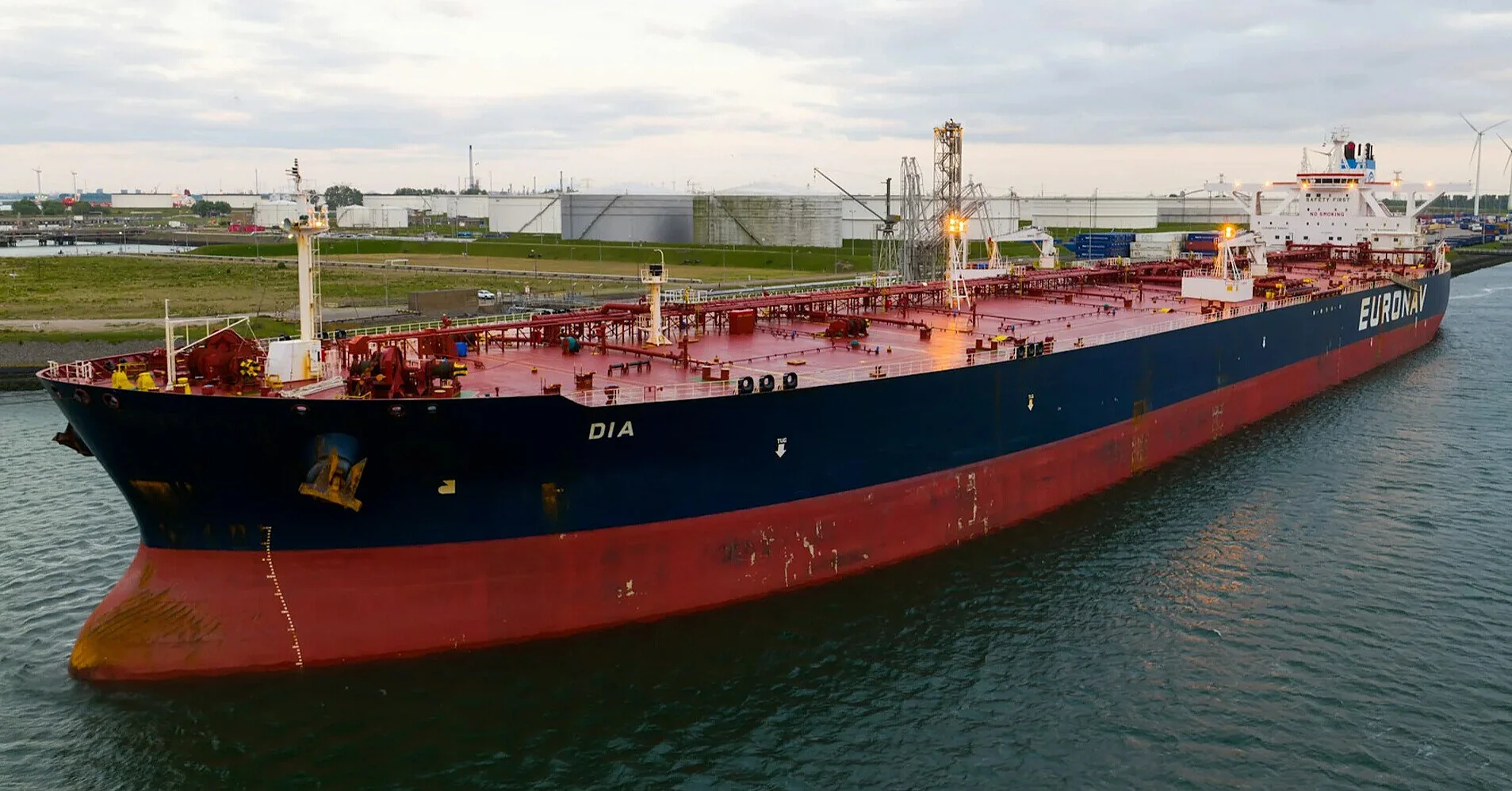 Нафтовий експорт РФ відновився до максимуму попри українські атаки