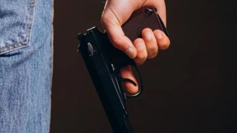 На Дніпропетровщині підліток випадково застрелив 17-річного знайомого: подробиці