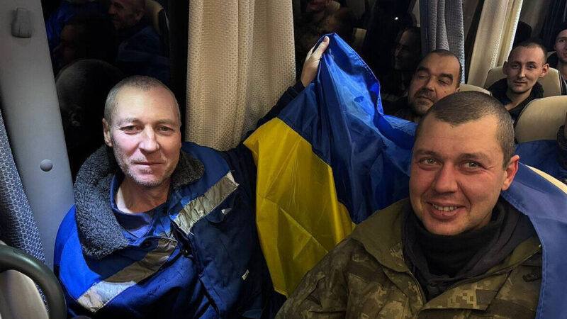 У РФ підтвердили підготовку обміну полоненими напередодні Великодня