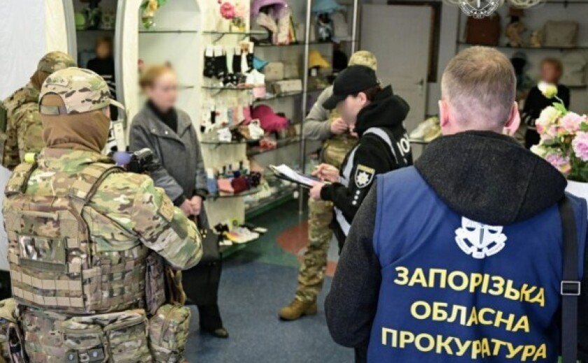 За 25 тисяч доларів обіцяла оформити інвалідність для виїзду за кордон: у Запоріжжі викрито місцеву жительку