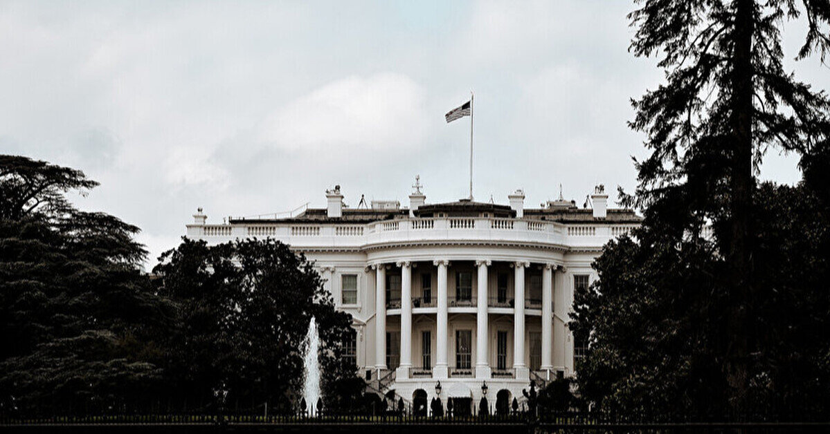 Білий дім: Трамп обговорить з Рютте можливість виходу США з НАТО