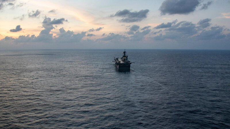 США оголосили про морську блокаду Ірану: не пропускатимуть всі судна