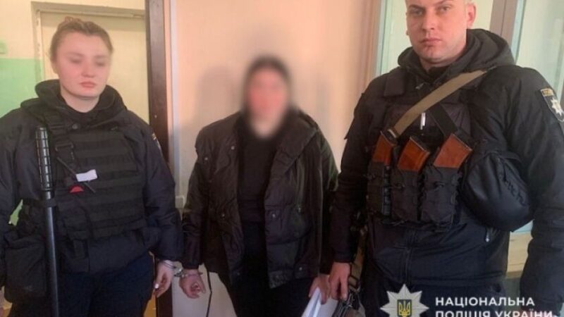 У Нікополі слідчі завершили досудове розслідування стосовно жінки, яка катувала та спричинила смертельні тілесні ушкодження 10-річній падчерці