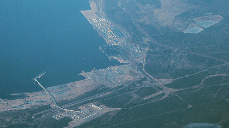 Порт Усть-Луга відновив відвантаження нафти після українських ударів – ЗМІ