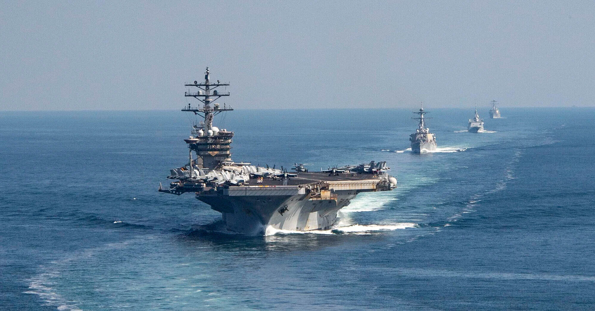 ВМС США отримали завдання очистити Ормузьку протоку від іранських мін – Politico