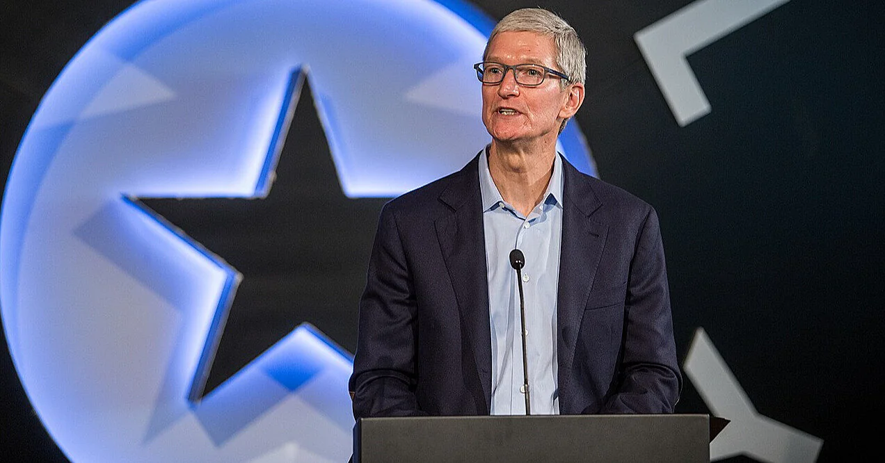 Тім Кук йде з посади гендиректора Apple