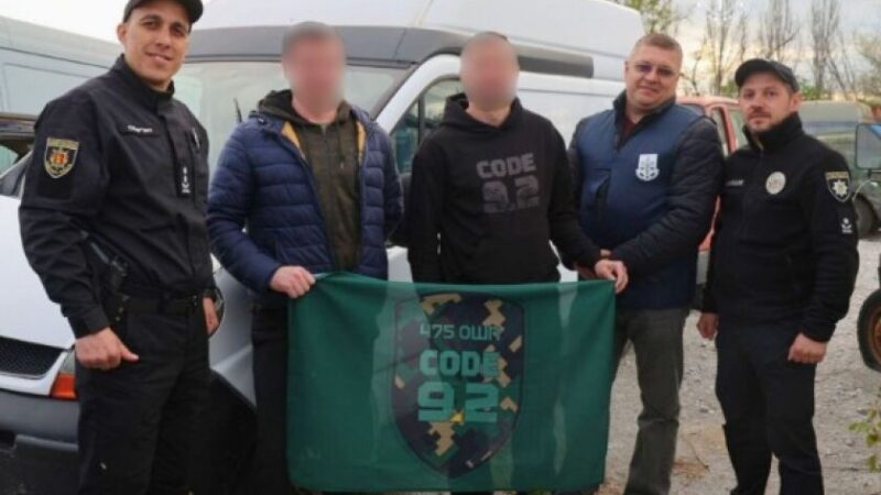 У Запоріжжі правоохоронці передали Силам оборони України вилучене як речовий доказ авто