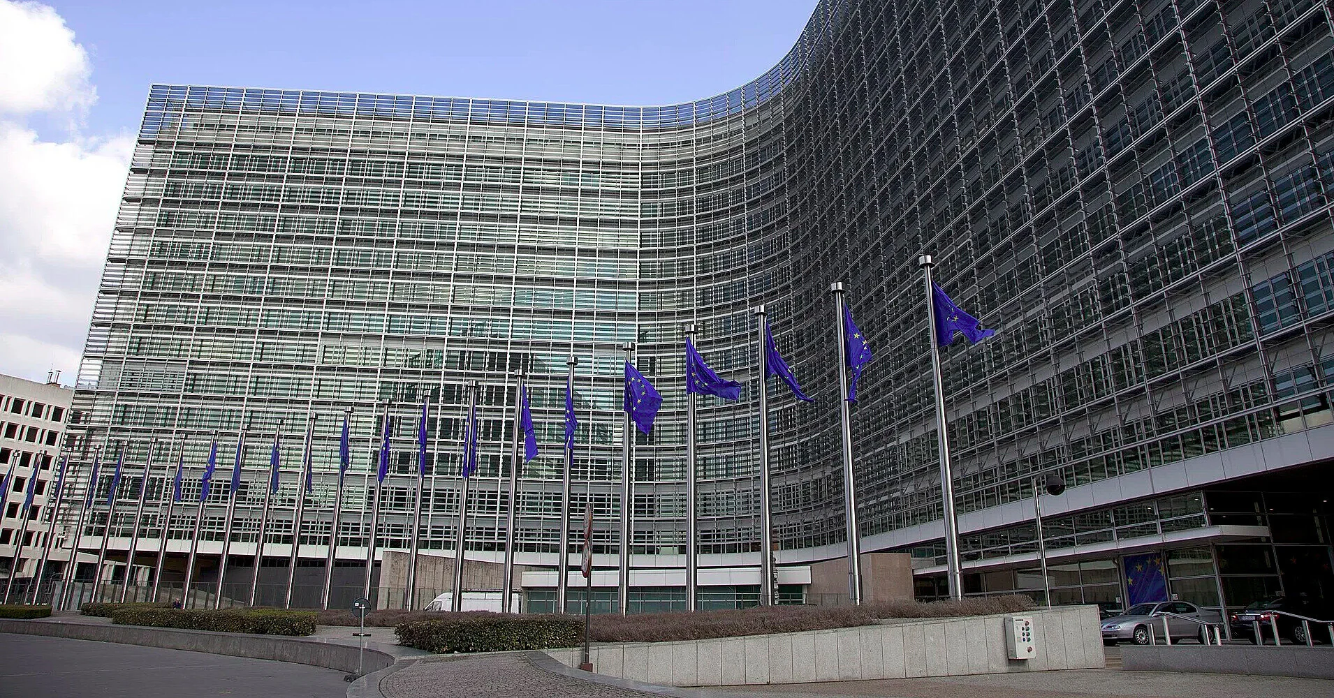 Єврокомісія чекає, коли Зеленський оголосить про відновлення транзиту нафти через “Дружбу”