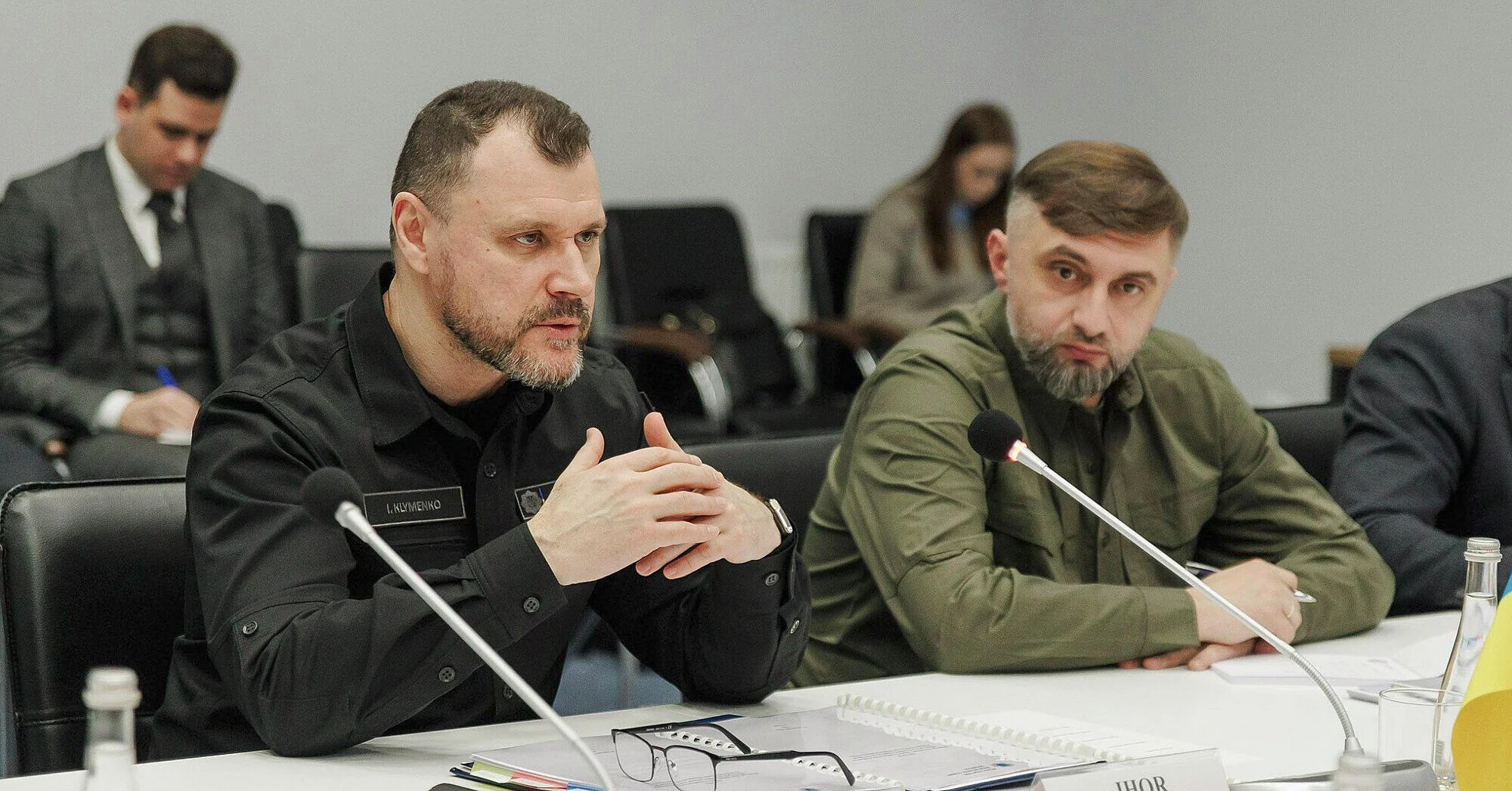 Клименко анонсував загальнонаціональне обговорення закону про цивільну зброю