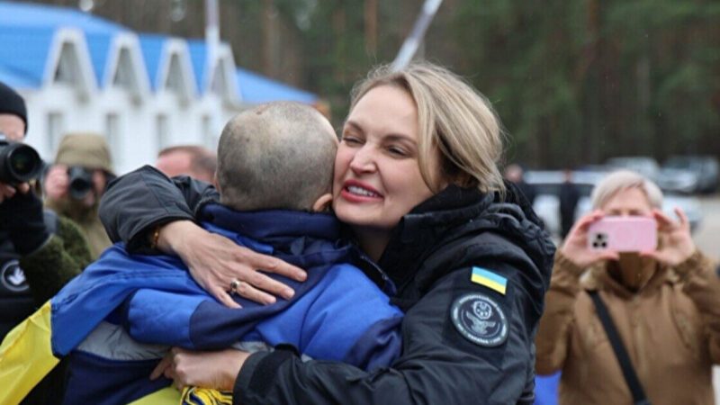 Україна та Росія провели великий обмін полоненими