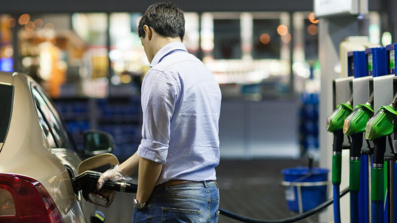 Дизель вже по 97 гривень: ситуація з цінами на пальне 8 квітня