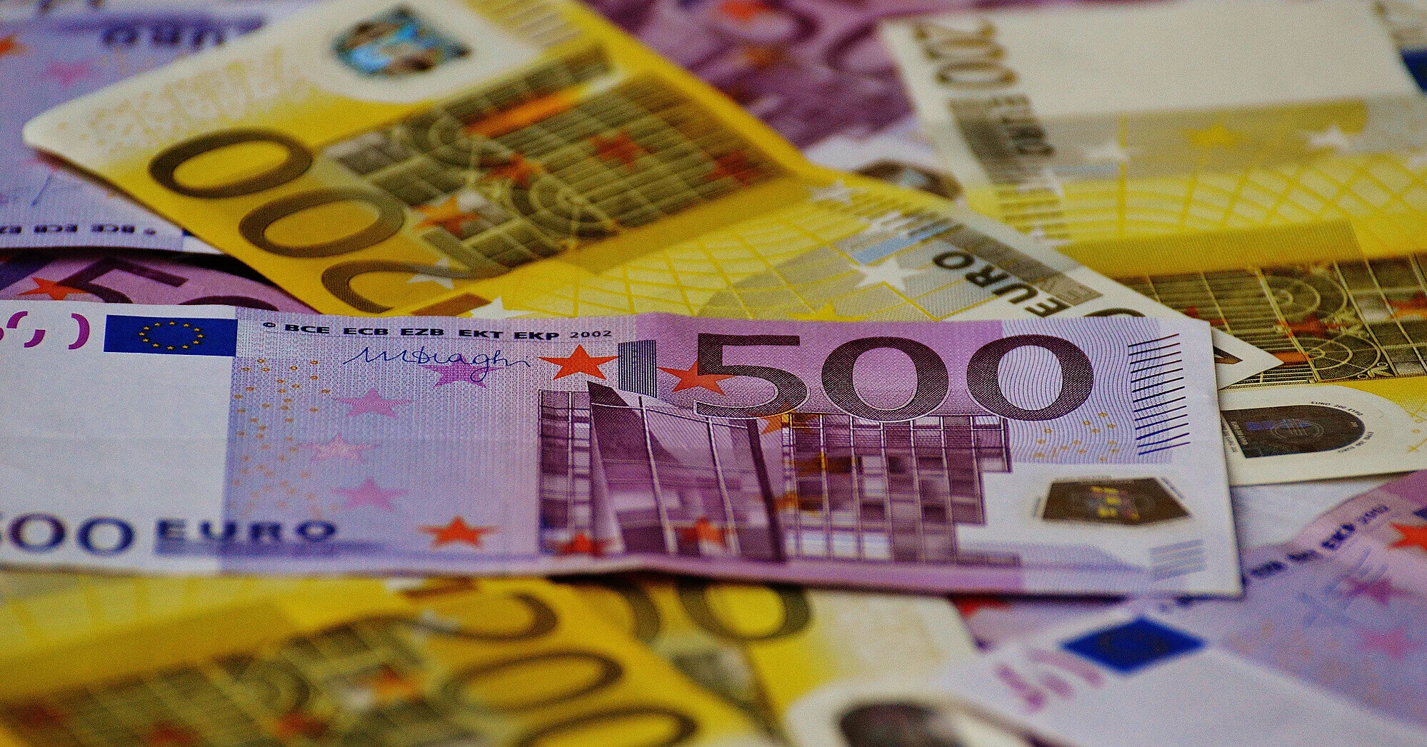 ЗМІ дізналися, коли Україна отримає перший “військовий” транш із 90 млрд євро від ЄС