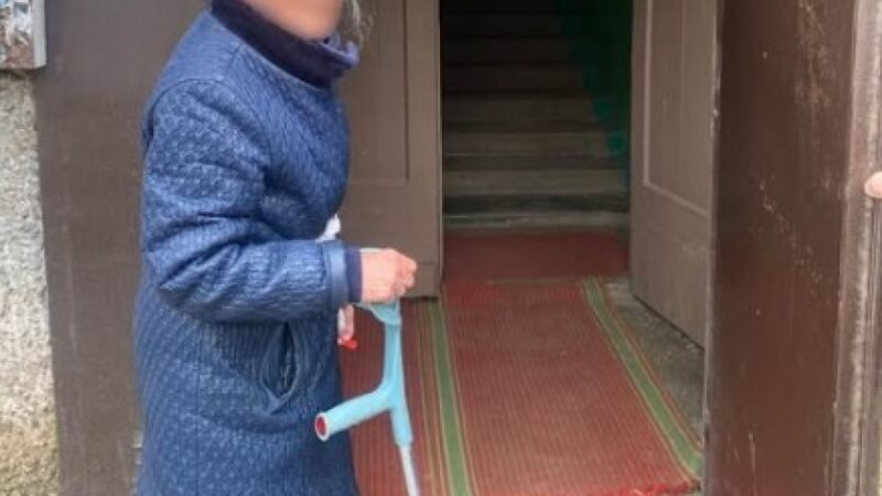 У Кривому Розі патрульні допомогли жінці безпечно повернутися додому