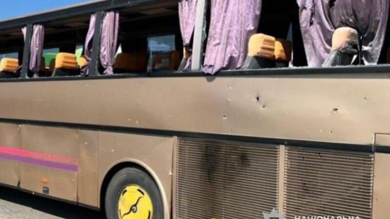 Ворожа атака по Кам’янському району – серед постраждалих дитина та вагітна жінка