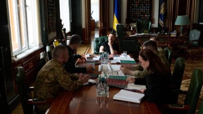 В Україні стартує масштабна реформа армії: нові виплати та контрактна система