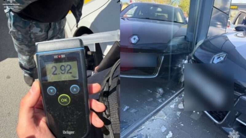 У Дніпрі пʼяний водій Renault врізався у стіну будівлі: подробиці ДТП