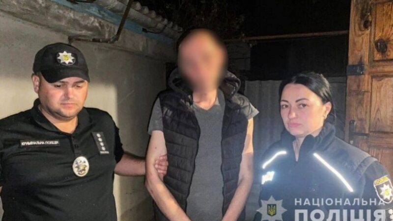 Запорізькі поліцейські розшукали та затримали квартирного крадія: подробиці