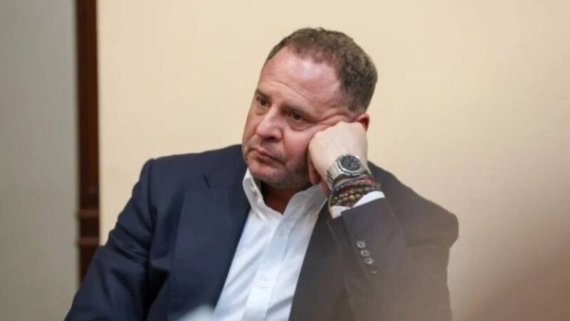 Ексглава ОП за ґратами: ВАКС арештував Єрмака у справі про «відмивання» сотень мільйонів гривень