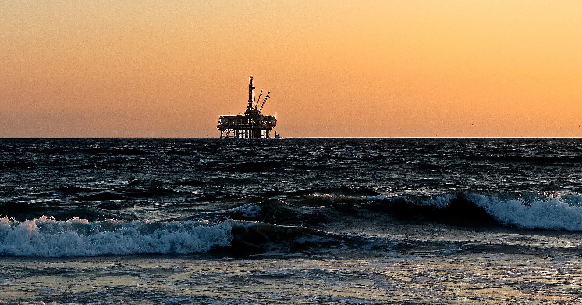 Bloomberg зробив прогноз щодо цін на нафту на наступний рік