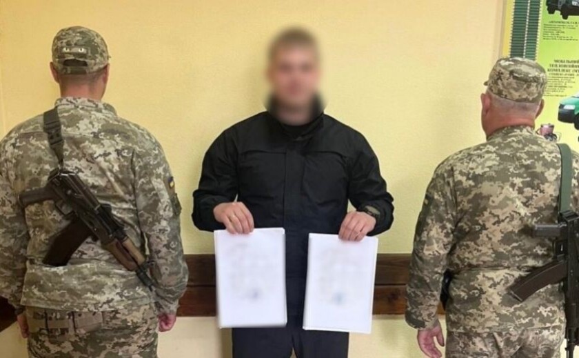 Намагався втекти з країни з підробленими документами про батьківство: прикордонники затримали 28-річного жителя Запоріжжя