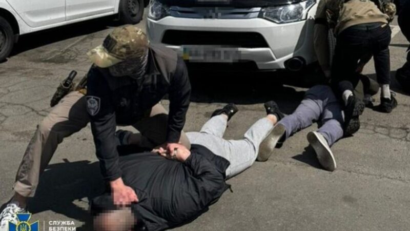 Ухилення від мобілізації під прикриттям благодійних фондів: СБУ затримала ділків