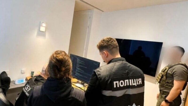 Співпрацював із кіберзлочинцями з усього світу: у Дніпрі викрили адміністратора VPN-сервісу, який використовували зловмисники
