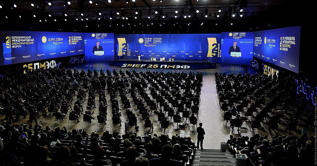 На форум в Петербург вперше за кілька років приїде посадовець США
