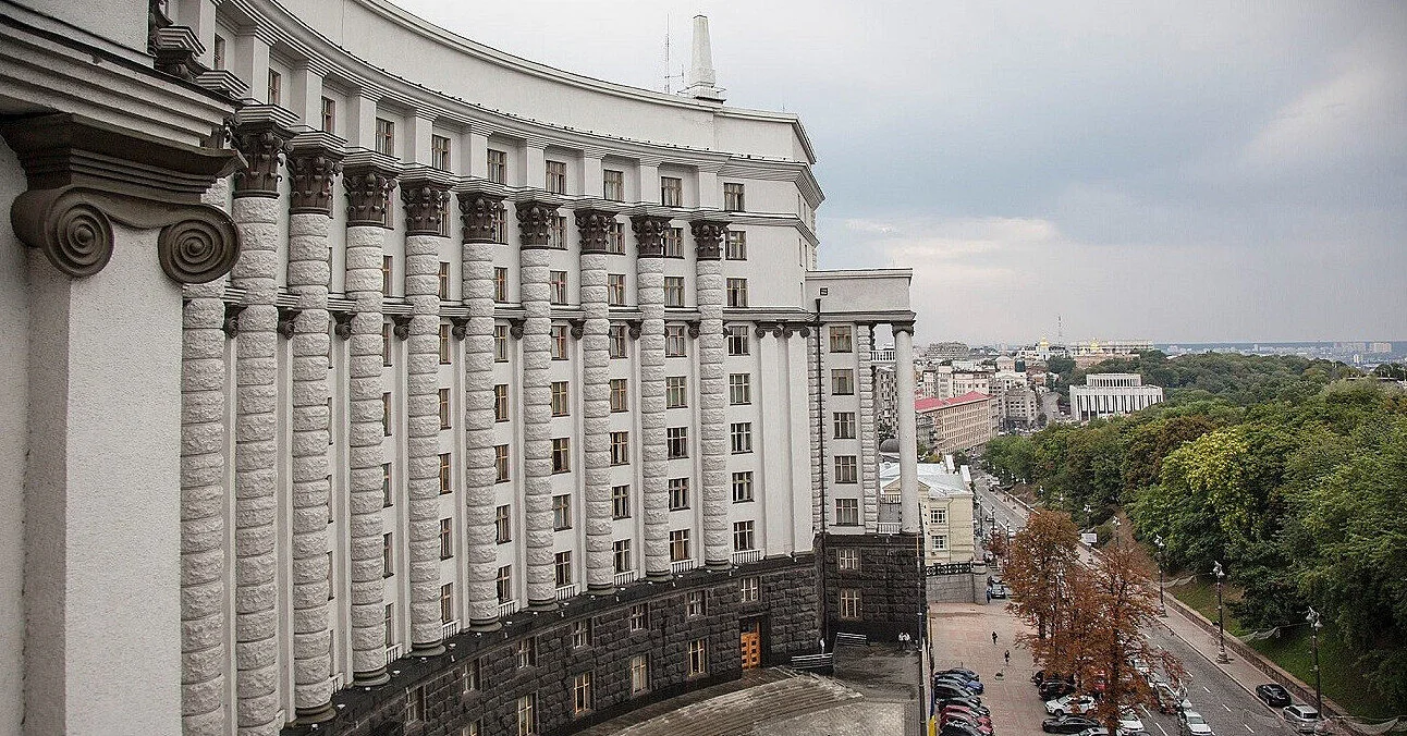 Уряд зменшив внесок прифронтових областей у захист критичної інфраструктури