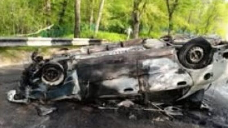 У Запоріжжі п’яний водій вчинив ДТП: автівка перекинулася на дах