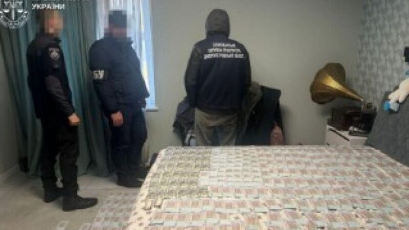На Дніпропетровщині судитимуть депутата та двох його спільників за незаконний продаж місць для поховання
