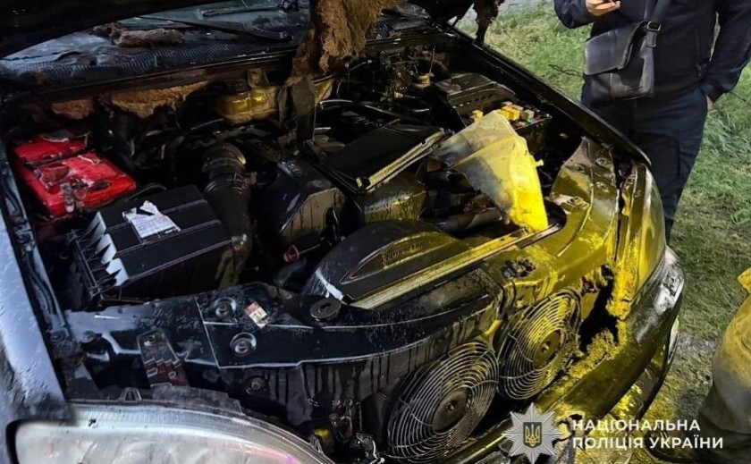 У Дніпрі затримали підозрюваного в умисному підпалі автомобіля