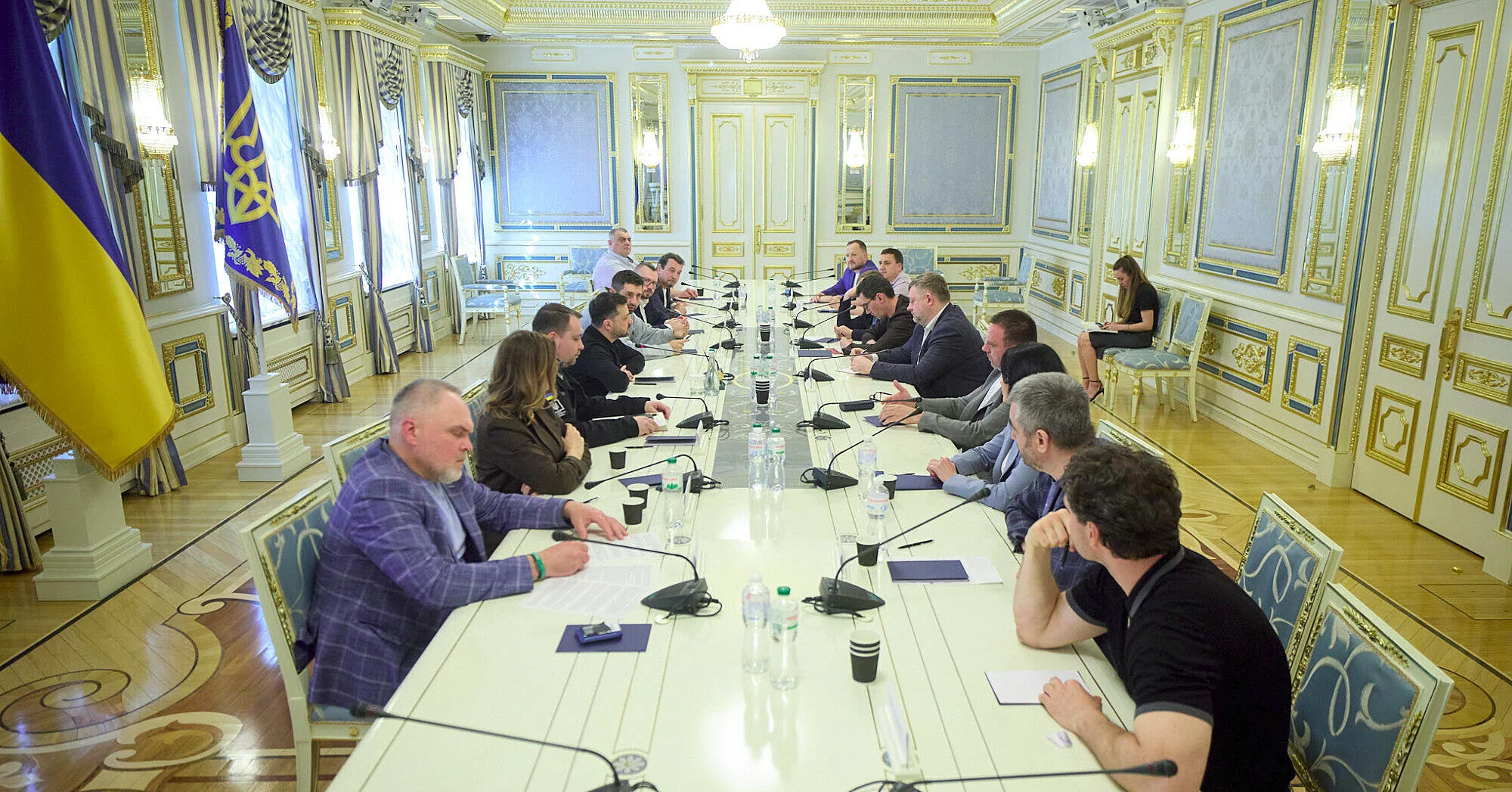 У “Слузі народу” анонсували зустріч депутатів з Зеленським