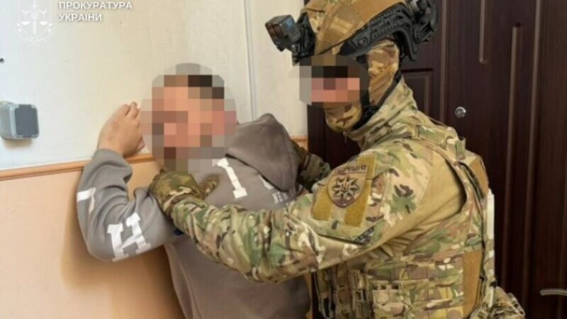 У Кам’янському ліквідовано шахрайські кол-центри