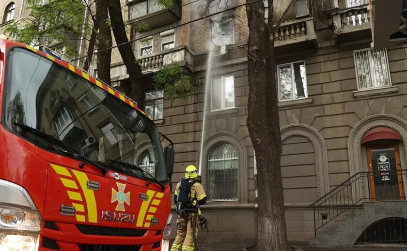 Дніпровські вогнеборці ліквідували пожежу у квартирі