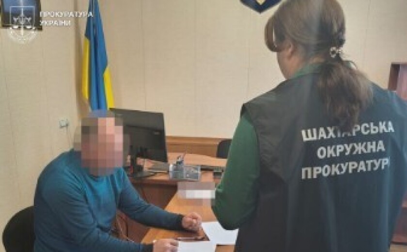 Не задекларував 25 земельних ділянок: підозрюється депутат сільради на Дніпропетровщині