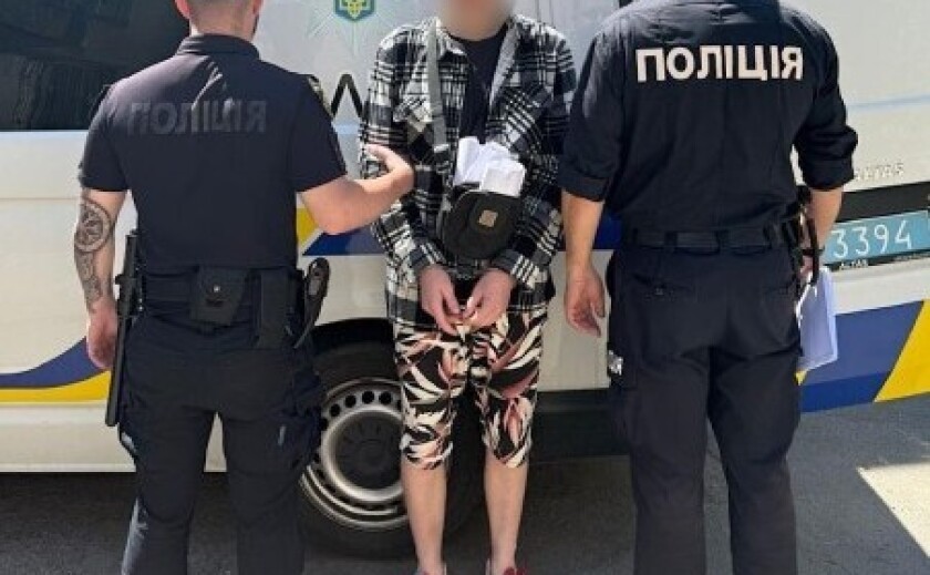 Підпалив автомобіль за грошову винагороду: слідчі Дніпра повідомили про підозру зловмиснику