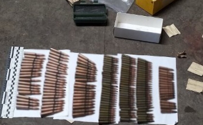 У Покрові поліцейські викрили місцевого мешканця, який незаконно зберігав зброю та боєприпаси