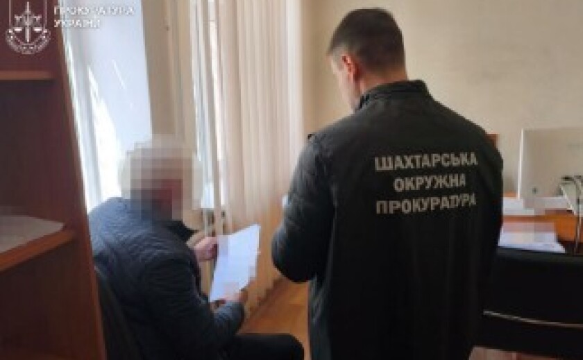 Не задекларував 12 суборендованих земельних ділянок та занизив дохід:  підозрюється депутат сільради на Дніпропетровщині