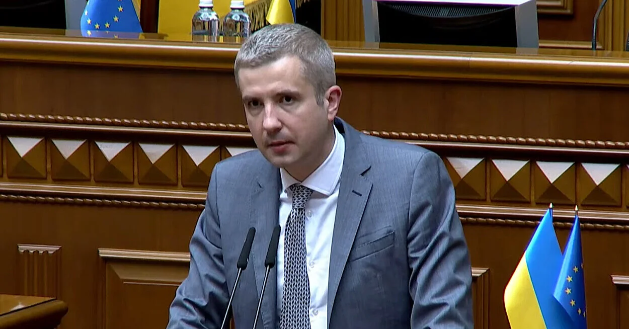 Рада припинила повноваження нардепа від “Голосу”: хто його замінить