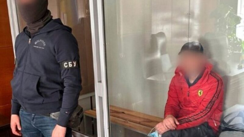 Передавали координати ЗСУ, підпалили залізницю та виготовляли вибухівку: у Запоріжжі засуджено двох агентів рф