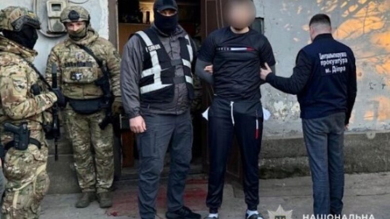 Поліція затримала підозрюваного в жорстокому вбивстві жінки у місті Дніпро