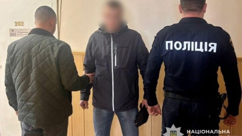 Крадіжка з приватного будинку: на Дніпропетровщині слідчі повідомили зловмиснику про підозру