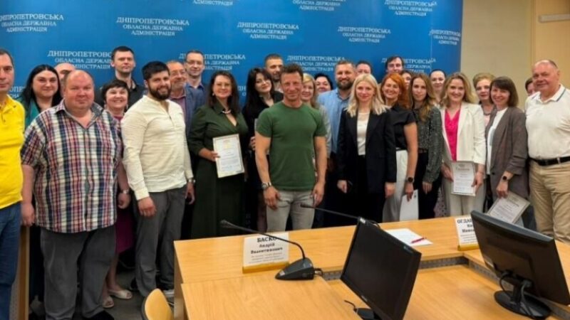 Понад 30 вчених Дніпропетровщини отримали нагороди до Дня хіміка