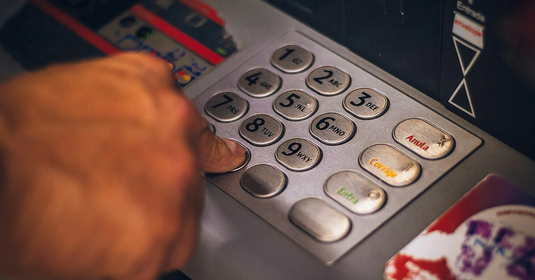 PINBank відновлює повноцінну роботу: тимчасові обмеження скасували