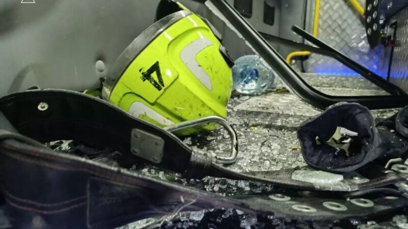 У Запоріжжі під час повторної атаки росіяни пошкодили пожежний автомобіль