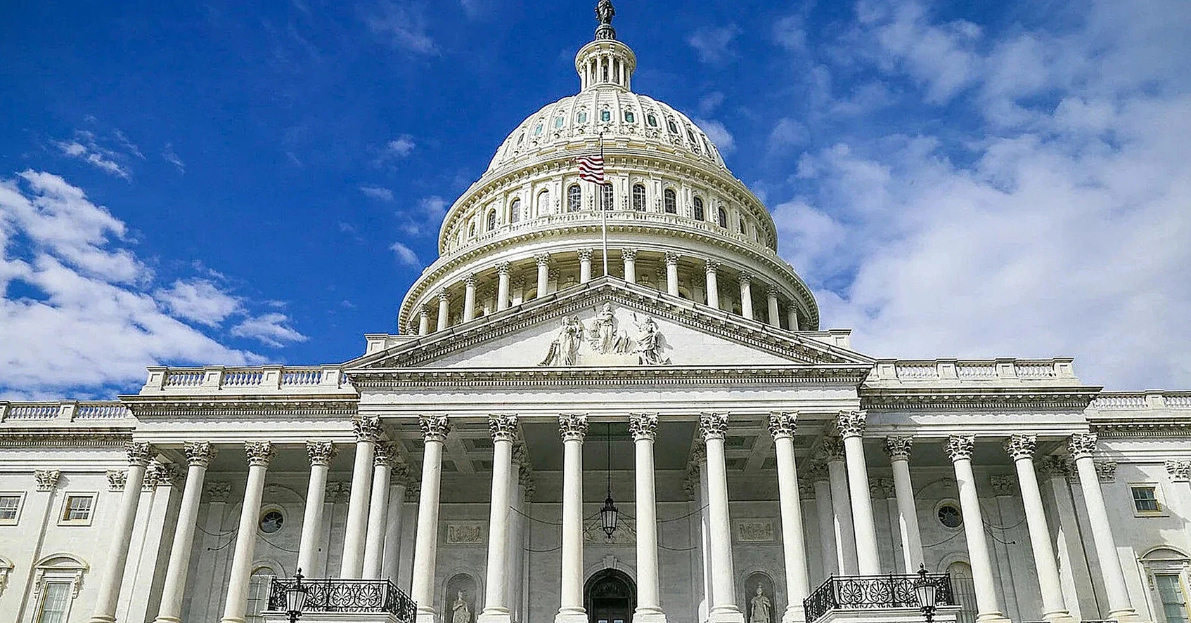 У Сенаті США запропонували пришвидшити постачання боєприпасів для України
